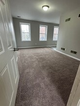 Building Photo - 363 Locust St