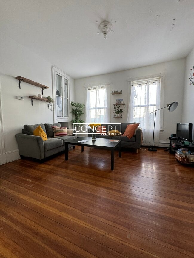 Building Photo - 222 Prospect St