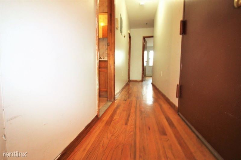 Building Photo - 343 22nd St