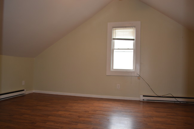 Living Room - 119 Hawthorne Ave