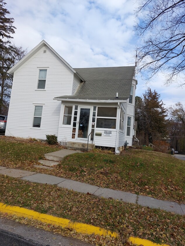 3103 Ellis St, Ames, IA 50014 House Rental in Ames, IA