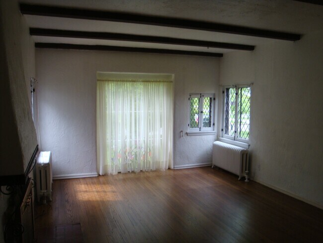Sala de estar hundida - 2206 E Stratford Ct