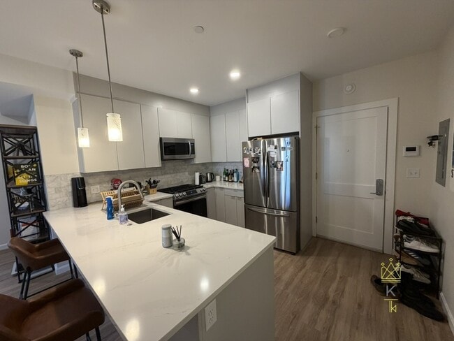 Building Photo - 458 Washington St