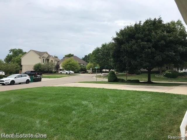 Foto del edificio - 37899 McKenzie Ct