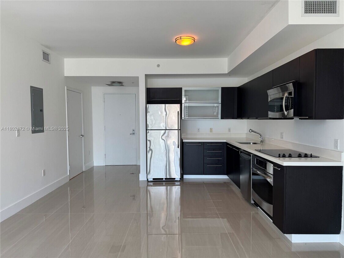 Foto principal - 90 SW 3rd St