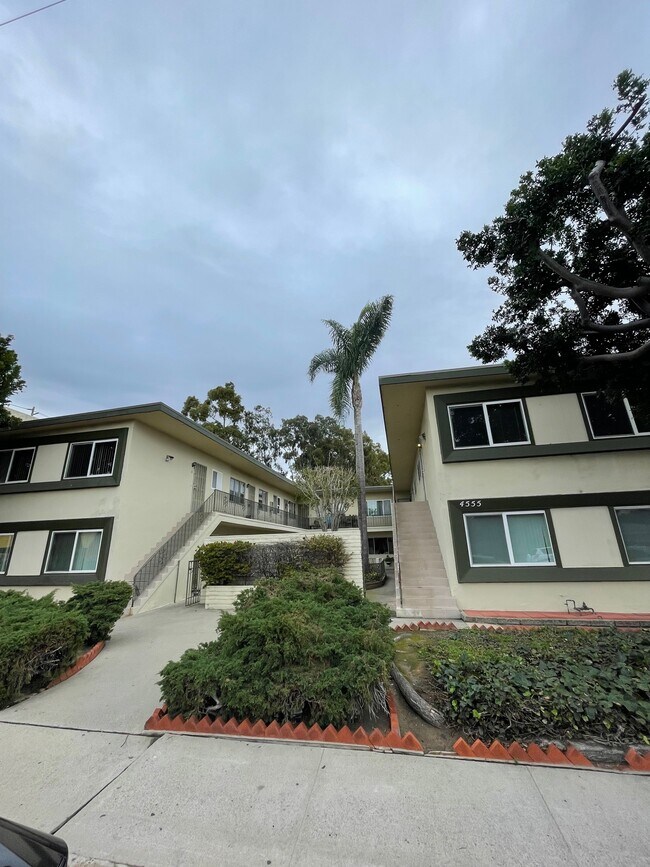 Building Photo - 4555 Bond St
