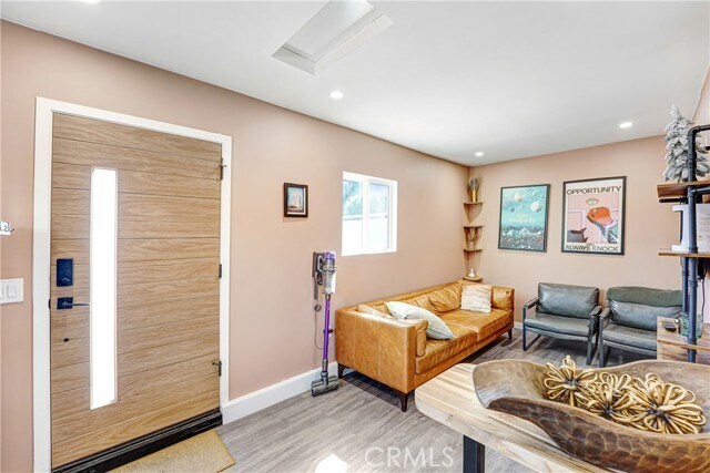 Foto del edificio - 14828 Saticoy St