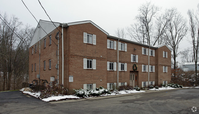 Building Photo - 1365 State Route 28