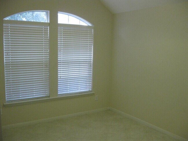 Foto del edificio - 2603 Courtyard Ln