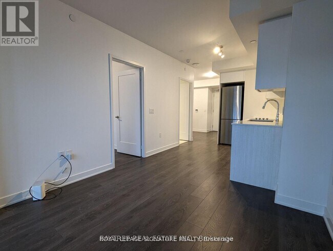 Photo du bâtiment - 195 Redpath Ave