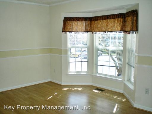 Building Photo - 9808 Bayline Cir