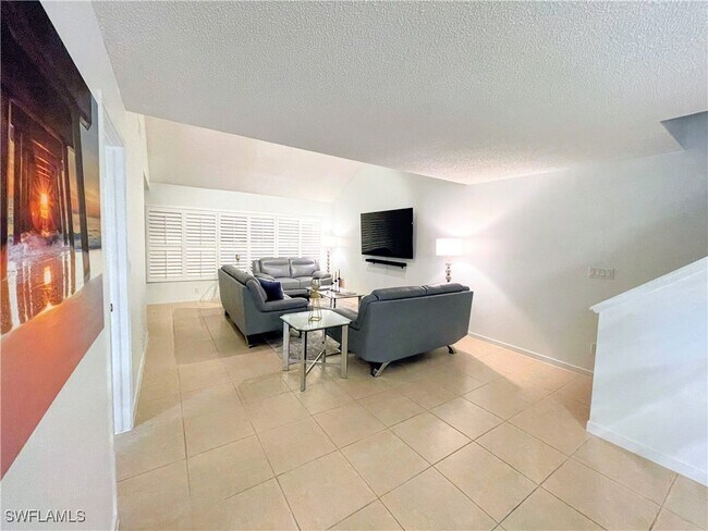 Foto del edificio - 4092 Belair Ln