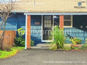 Building Photo - 8044 SW Oleson Rd