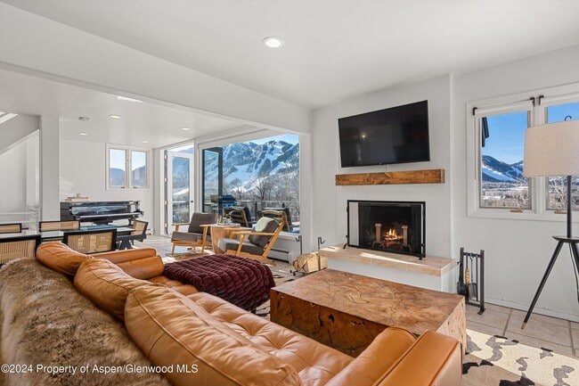 Building Photo - 182 Bennett Pl