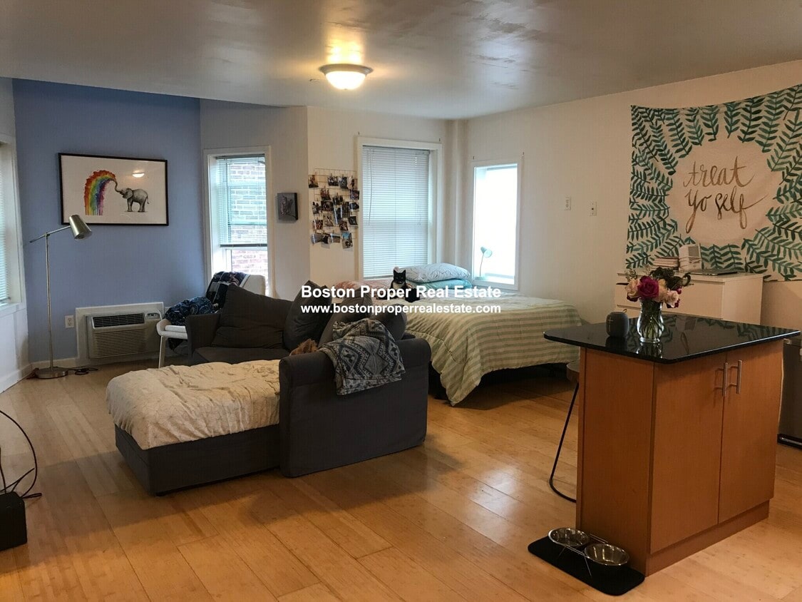 Photo - 461 Park Dr (Boston, MA)