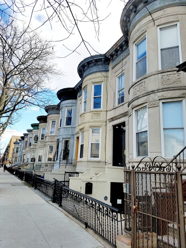Building Photo - 1416 Sterling Pl
