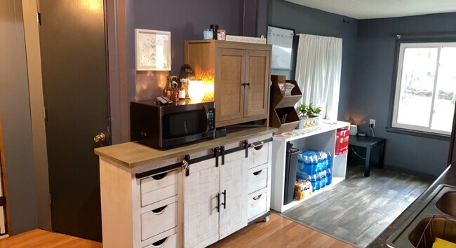 Foto del edificio - 2444 Bucklew Dr