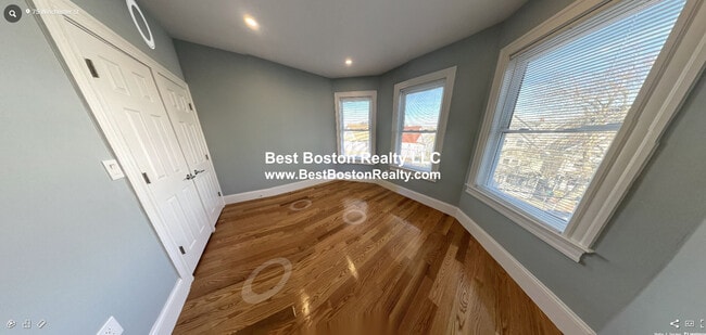 Building Photo - 75 Winchester St