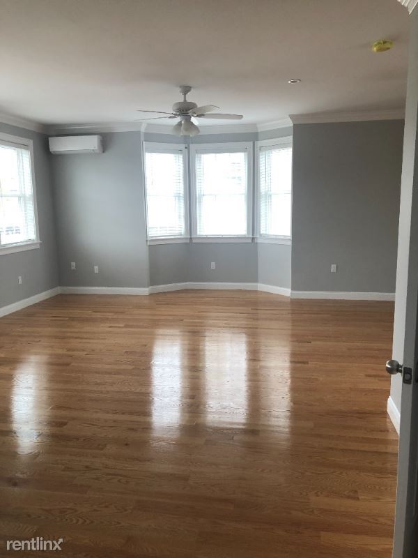Building Photo - 2 br, 0.5 bath Apartment - 60 Pearl Street