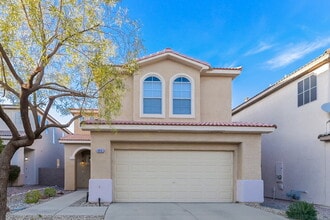 Building Photo - 4048 Villeroy Ave