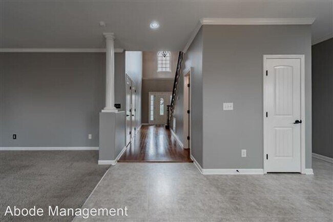 Foto del edificio - 4 br, 2.5 bath House - 3493 Southwood Dr