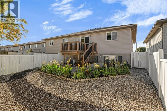 Building Photo - 852 Michael Dr