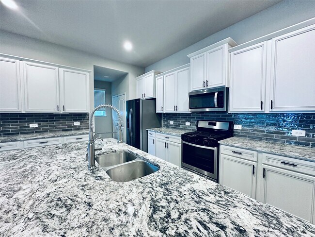 Building Photo - 1217 Antelope Passing Dr