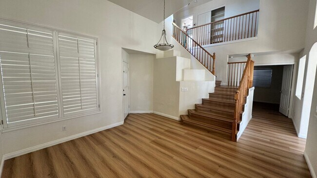 Foto del edificio - Summerlin 4 bedroom 3 car garage