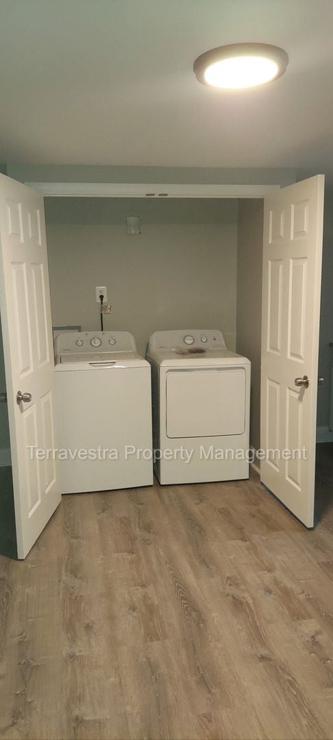 Building Photo - 314-316 S 4th St