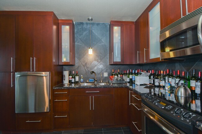 Foto del edificio - 3505 Sage Rd