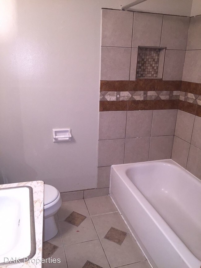 Foto del edificio - 8809 W Thurston Ave