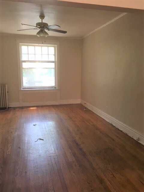 Foto del edificio - 2204 W Berteau Ave