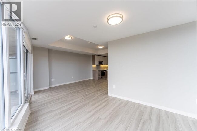 Building Photo - 20 George St