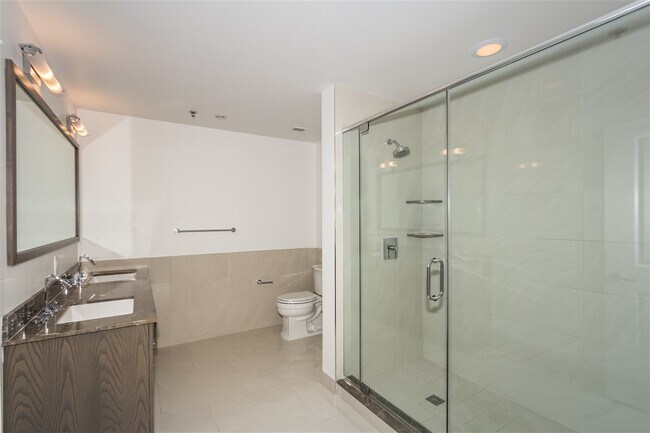 Foto del edificio - 1100 Maxwell Ln