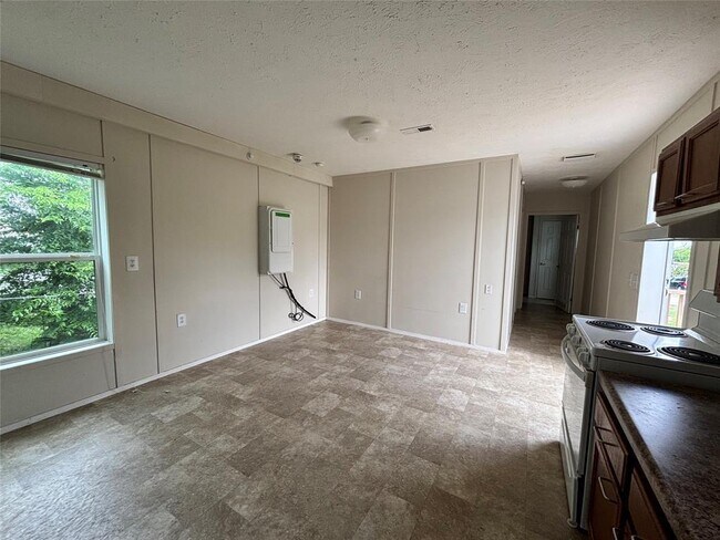 Foto del edificio - 3616 12 W Nugent Ave