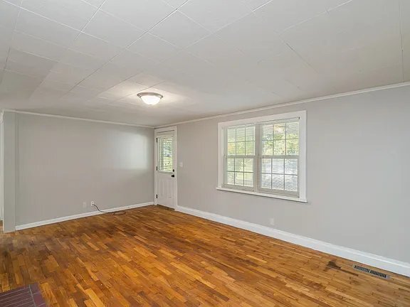 Foto del edificio - 6006 Fayette Ln