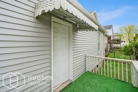 Building Photo - NOW AVAILABLE! - 331-333 10th Avenue Unit ...