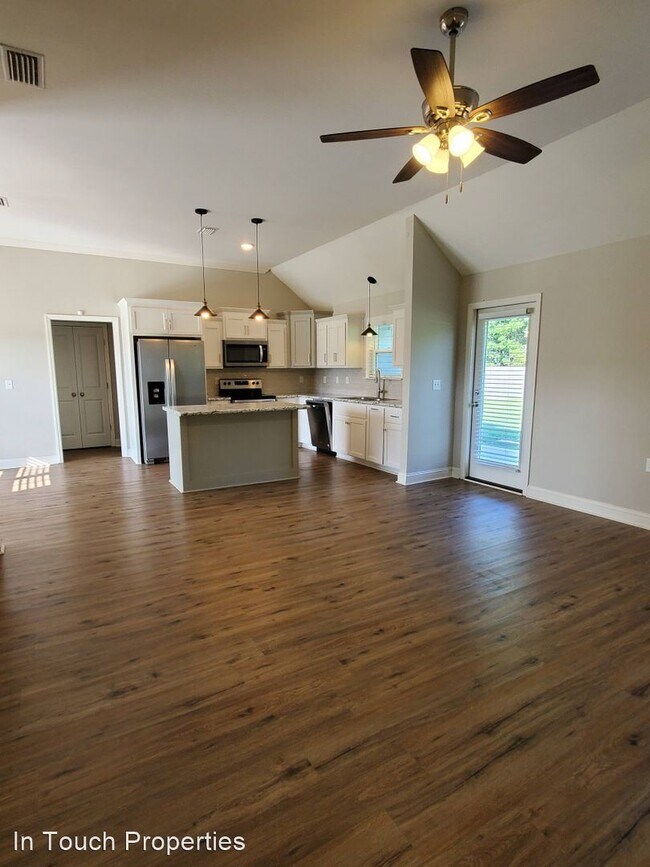 Building Photo - 4 br, 2 bath House - 3280 Kelsee Cir