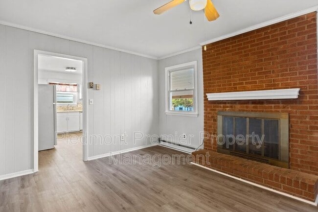 Building Photo - 2208 Fairstone Ct
