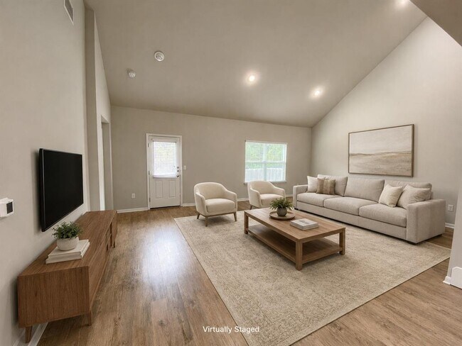 Foto del edificio - 2205 Bettylou Ln