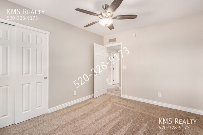 Building Photo - 3 Bed / 2 Bath - OWNER/AGENT