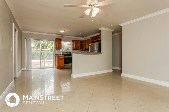 Foto del edificio - 6461 SW 16th Ct