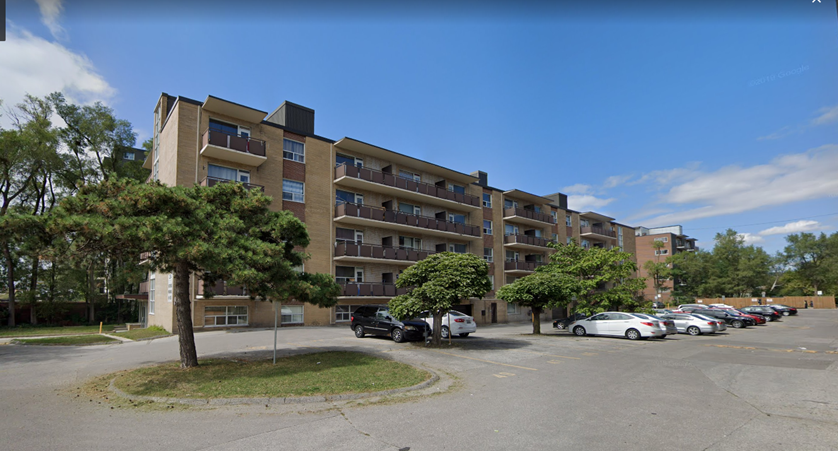 Photo principale - 2356 Eglinton Avenue East