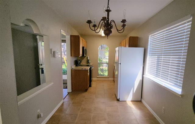 Building Photo - 1100 Stone Trail Dr