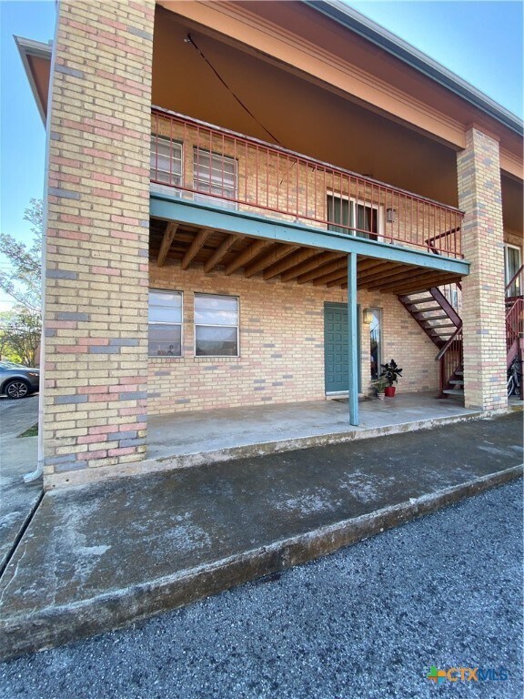 1226 N LBJ Dr, San Marcos, TX 78666 Townhome Rentals in San Marcos TX