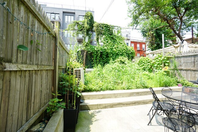 Foto del edificio - Van Buren St