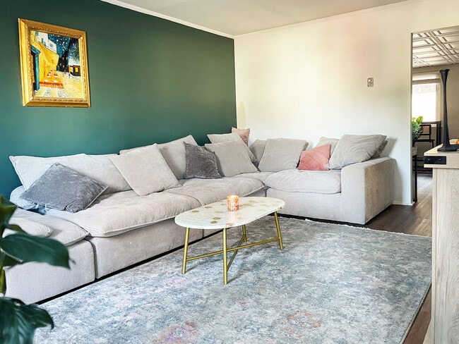 Foto del edificio - 227 Shore Dr