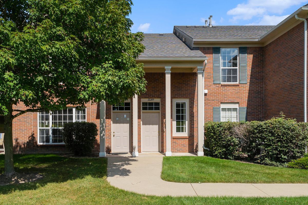 Foto principal - 22209 Chesapeake Cir