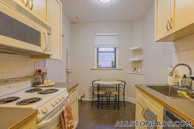 Foto del edificio - 11 Gorham St