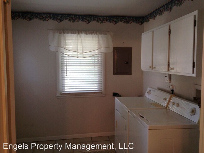 Foto del edificio - 2 br, 1 bath House - 418 State